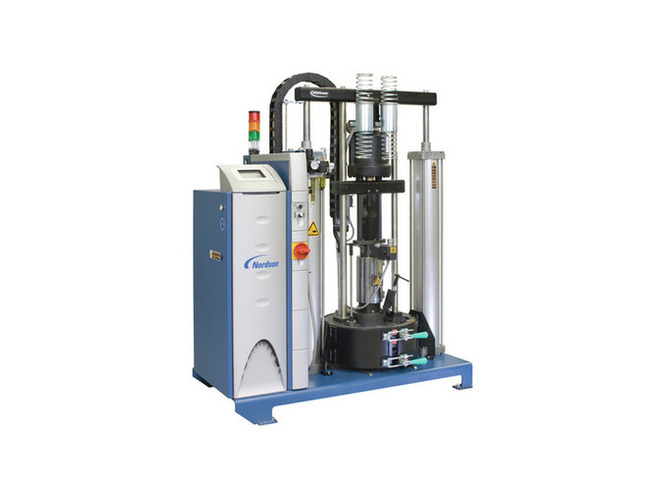 VersaDrum Bulk Melters with Piston Pumps